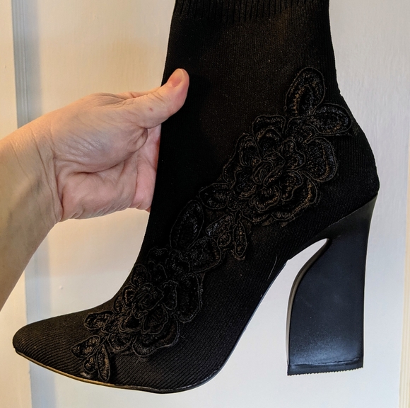 Halston Mina Textile Booties - Picture 5 of 9